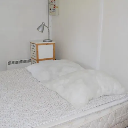 2 Bedroom Awesome In