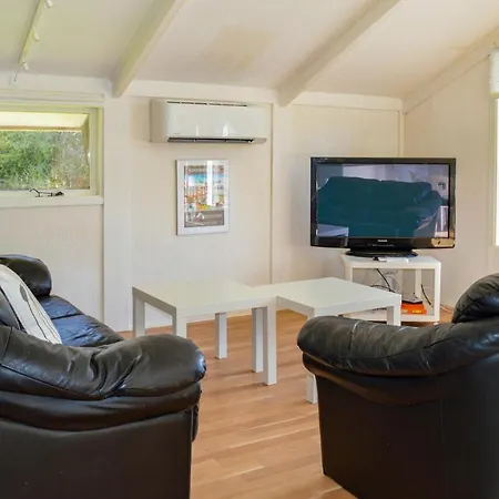 2 Bedroom Awesome In