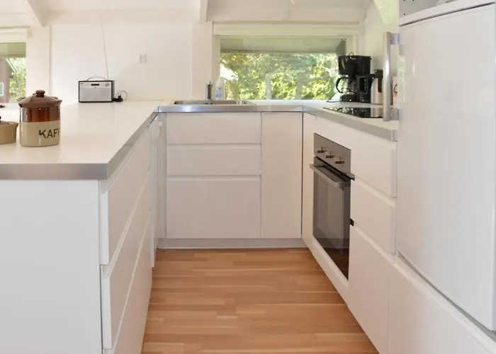 Сasa de vacaciones 2 Bedroom Awesome In Hals